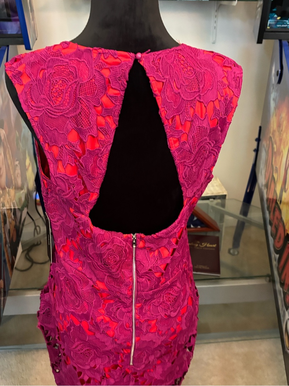 Roses Are Ready Red and Magenta Lace Midi Dress size XL - Picture 7 of 10